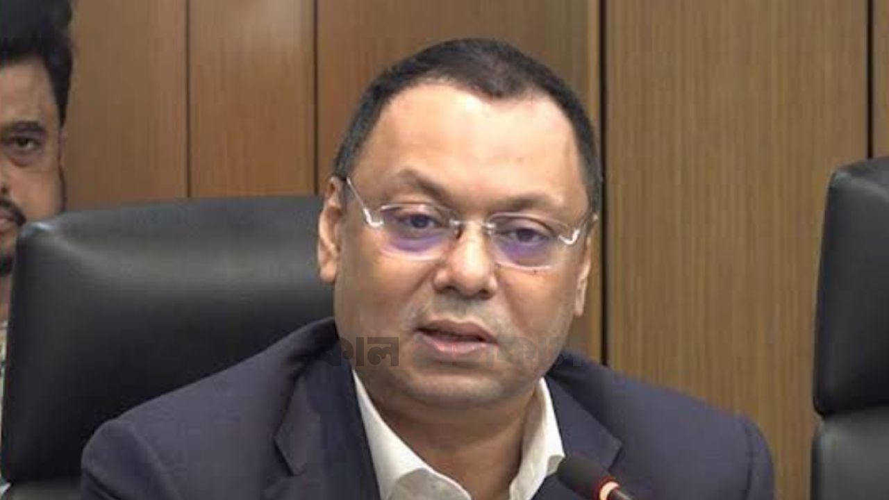 ট্যাক্সের টাকা যাচ্ছে কোথায়, প্রশ্ন ব্যবসায়ীদের