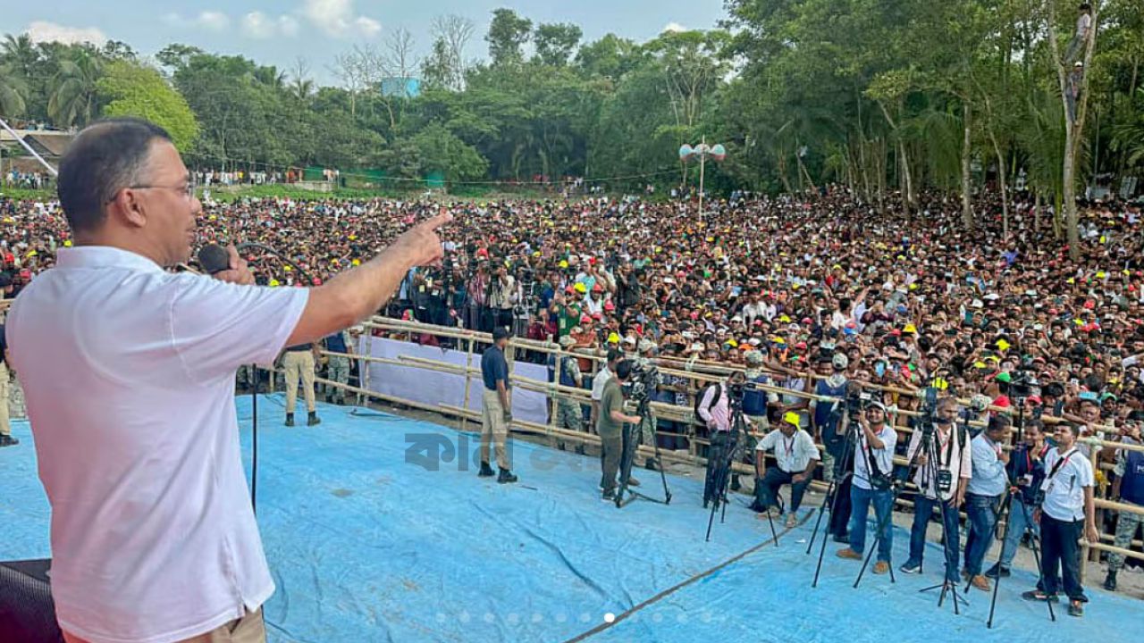 ‘রাজনীতির নামে অরাজকতা ছড়ালে শক্ত হাতে প্রতিহত করা হবে’: চাঁদপুরে প্রধানমন্ত্রী 