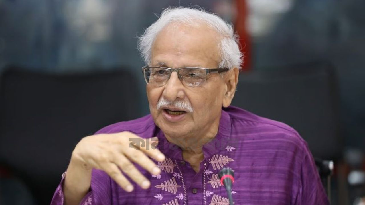 ‘পুরোনো পথে হেঁটে নতুন গন্তব্যে পৌঁছানো যায় না’: বদিউল আলম মজুমদার