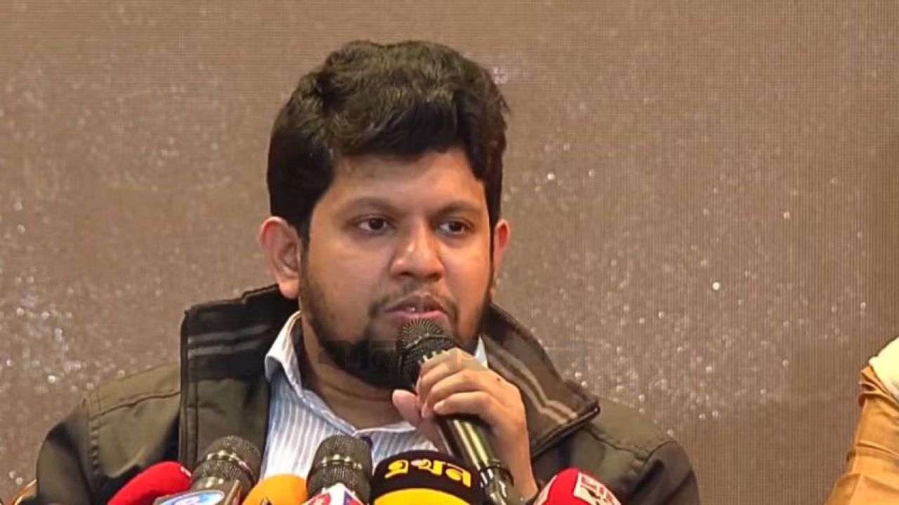 যেসব ভুলে আবারও ফেরার পথে আওয়ামী লীগঃ মাহফুজ আলমের বিশ্লেষণ