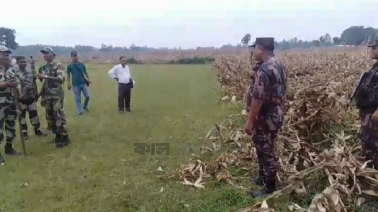 দহগ্রাম সীমান্তে বিএসএফের বাঁশের খুঁটি স্থাপনের অপচেষ্টা, বিজিবির বাধায় পিছু হঠল ভারতীয় বাহিনী