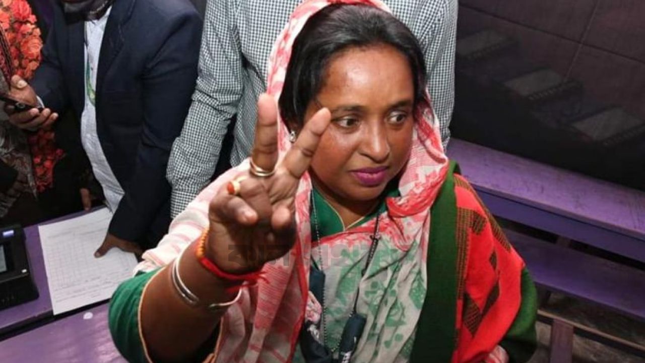 ১২ মামলায় জামিনে কারামুক্ত সাবেক মেয়র আইভী