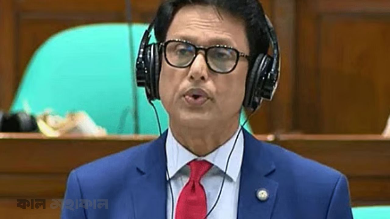 বিক্ষোভের মুখে এইচএসসি নিয়ে নতুন ঘোষণা শিক্ষামন্ত্রীর