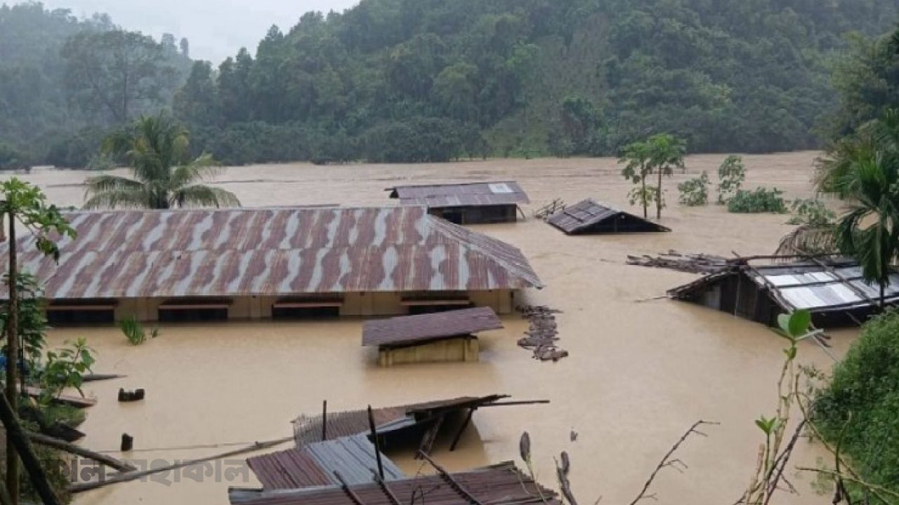 বন্যায় কৃষি-প্রাণিসম্পদে ৪৮৮ কোটি টাকার ক্ষতি