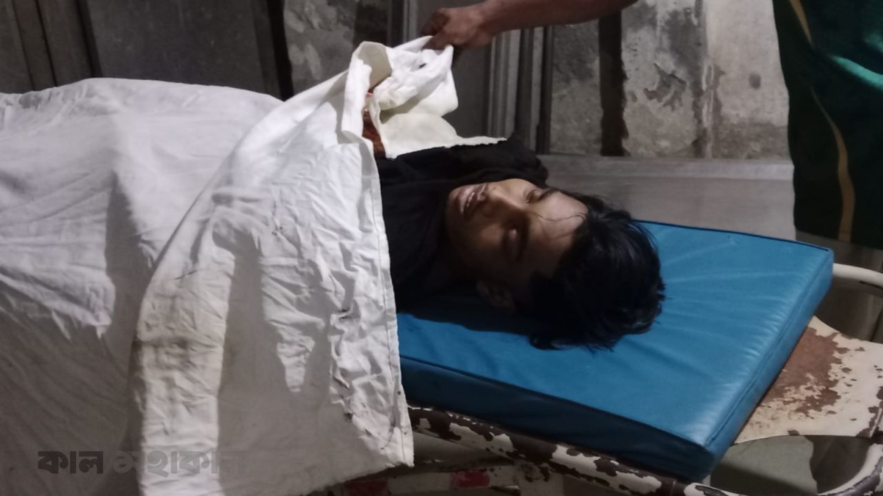 সদরঘাটে চাঁদাবাজির টাকা ভাগাভাগি নিয়ে সংঘর্ষ, নিহত ১